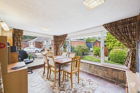 2 bedroom detached bungalow for sale, Beechfield Rise, Lichfield