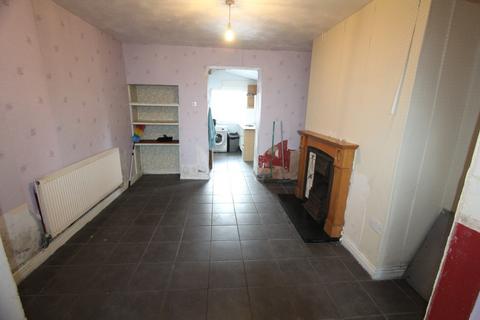 2 bedroom semi-detached house for sale, Heol Llewelyn, Coedpoeth