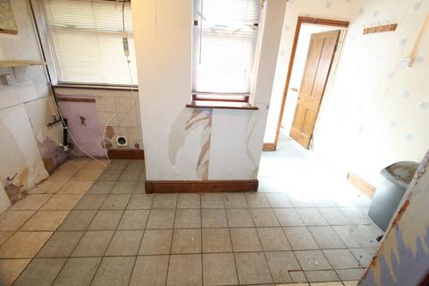 2 bedroom semi-detached house for sale, Heol Llewelyn, Coedpoeth