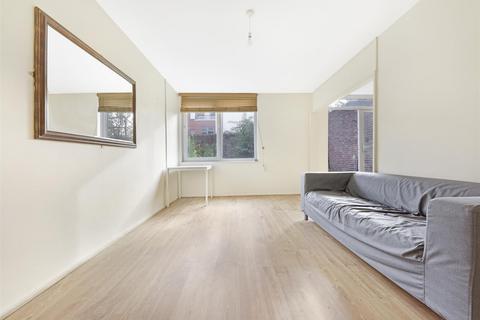 2 Walter Street, London, E2 0QB