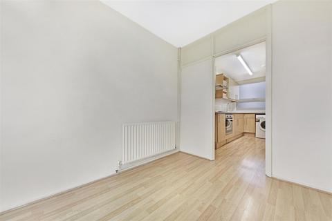 2 Walter Street, London, E2 0QB