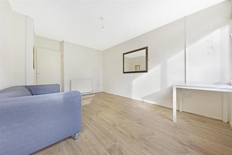 2 Walter Street, London, E2 0QB