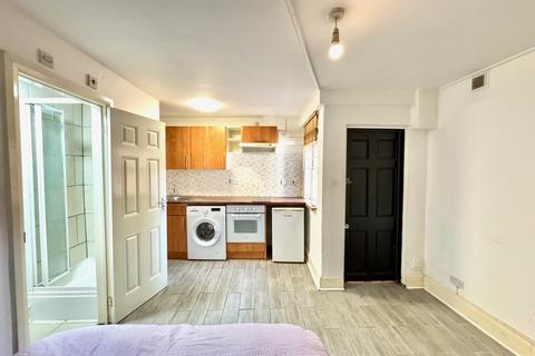 undefined, West Green Road, London N15
