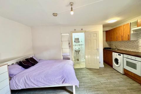 undefined, West Green Road, London N15