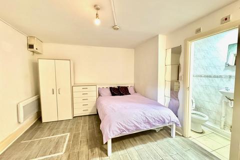 undefined, West Green Road, London N15