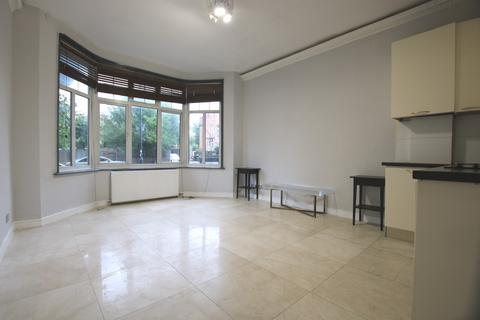 1 bedroom flat to rent, Staverton Road, London