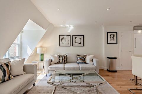 Bourdon Street , Grosvenor Hill Court