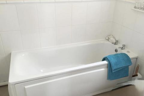 1 bedroom flat to rent, Sparshold, Crouch Hill