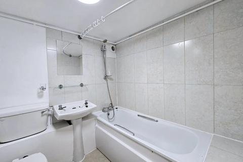 undefined, Balham, London