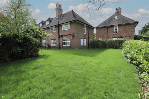 undefined, Hampstead Garden Suburb, London