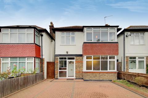 4 bedroom detached house to rent, Atkins Road, London SW12