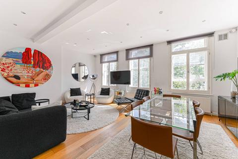 2 bedroom flat for sale, Queens Gate, South Kensington, London, SW7
