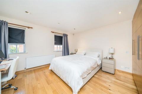 undefined, Temple Road, Kew TW9