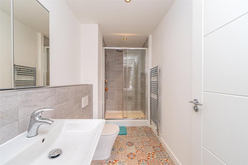 En Suite Shower Room