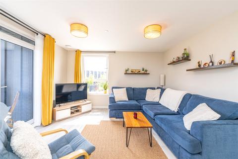 2 bedroom flat for sale, 25/12 Kingsburgh Crescent, Edinburgh, EH5