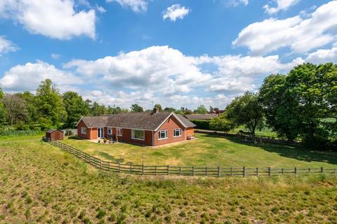 undefined, Wylam Cottage, Station Road, Stixwould