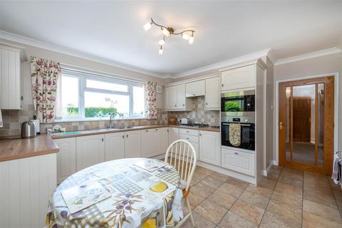 3 bedroom detached bungalow for sale, Wylam Cottage, Station Road, Stixwould