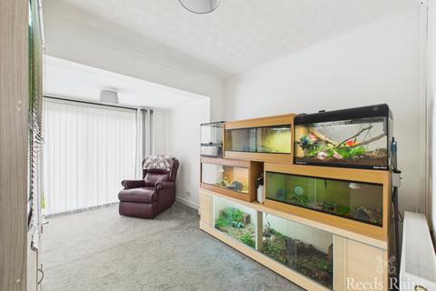 13 Leonard Close, Paull, Hull, HU12 8AH