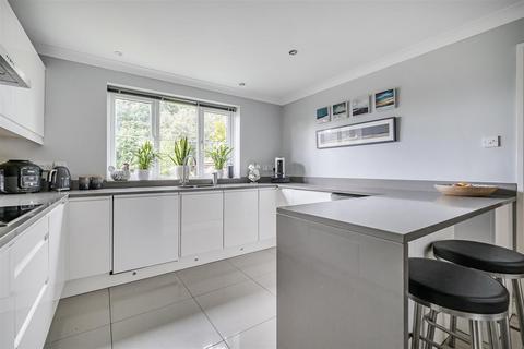 4 bedroom detached house for sale, Westbury Road, Bratton, Westbury