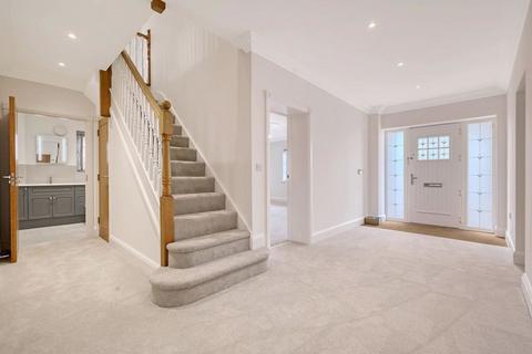 4 bedroom detached house for sale, Kingsley Road, Hutton, Brentwood CM13