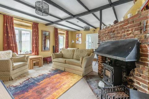 3 bedroom semi-detached house for sale, Bull Road, West Malling ME19