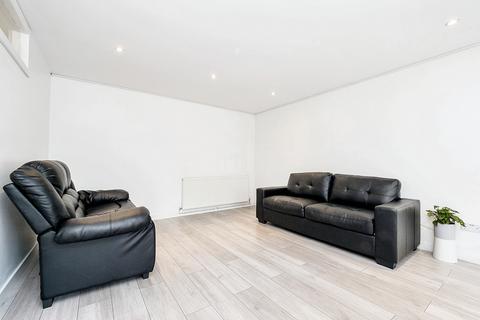 98 Lincoln Road, Basildon, SS14 3RA