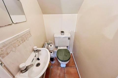 4 bedroom detached house for sale, Clough Fold, Manchester
