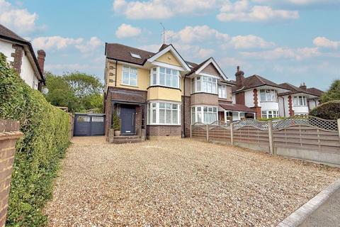 undefined, Kingsway, Dunstable