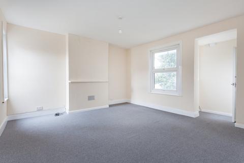 1 bedroom flat to rent, Victoria Road