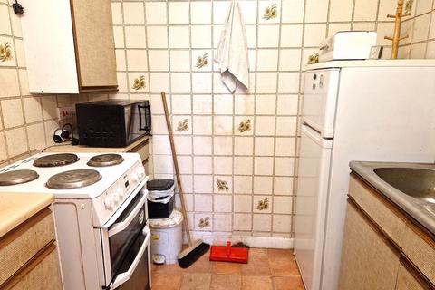 1 bedroom retirement property for sale, Oakdene Close, Hatch End