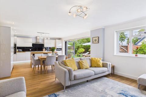 undefined, Worcester Road, Drakes Broughton