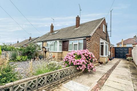 2 bedroom bungalow for sale, Ashleigh Avenue, Pontefract WF8