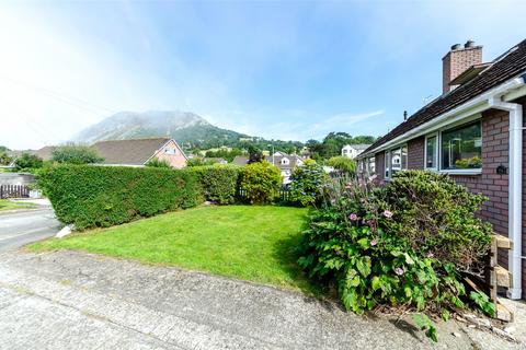 3 bedroom semi-detached house for sale, Maes Dolfor, Llanfairfechan, Conwy, LL33
