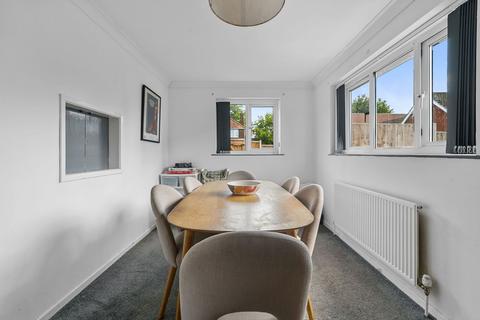 2 Benacre Road, Ipswich, IP3 9LE