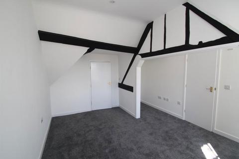 1 bedroom flat to rent, Kington, Herefordshire