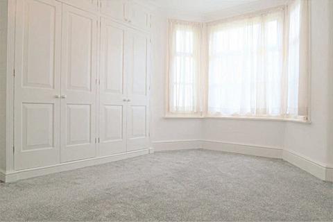 1 bedroom flat for sale, Myrtle Road, Poets Corner, Acton