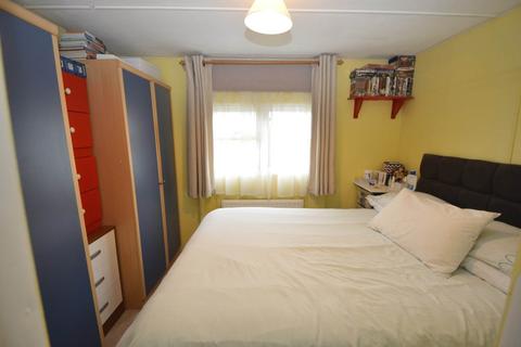 1 bedroom park home for sale, MEADOWLANDS PARK / WEYBRIDGE PARK - ADDLESTONE / WEYBRIDGE