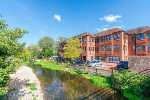Office to rent, 123 Castle St Salisbury SP1 3UD