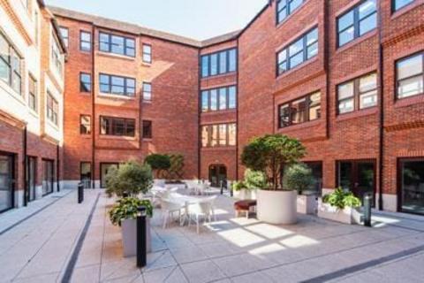 Office to rent, 123 Castle St Salisbury SP1 3UD