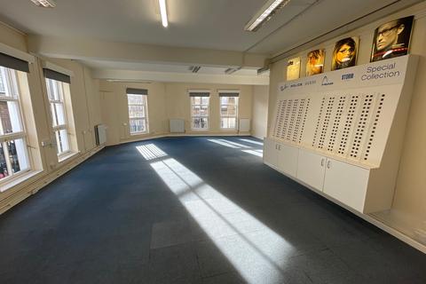 Office to rent, 2-10 Bridge St Salisbury SP1 2LX