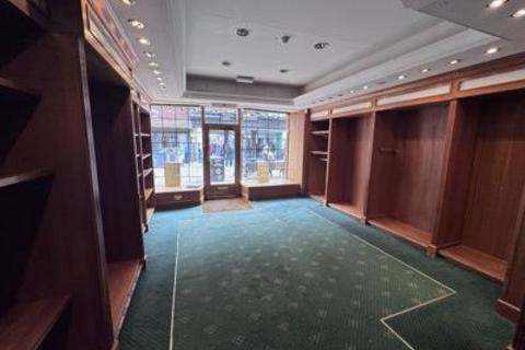 Office to rent, 34-38 High St Salisbury SP1 2NT