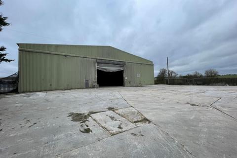 Warehouse to rent, 14 Thruxton Industrial Estate Thruxton SP11 8PW