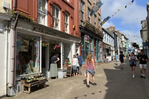 Retail property (high street) for sale, 6-7 Causwayhead Penzance TR18 2SN