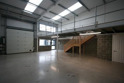 Warehouse to rent, Malthouse Ln Frome BA11 2FS