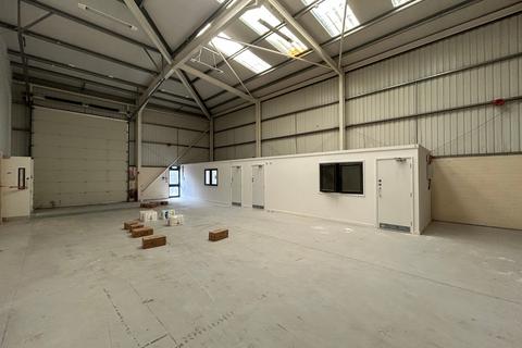 Warehouse to rent, 5-8 Handlemaker Rd Frome BA11 4RW