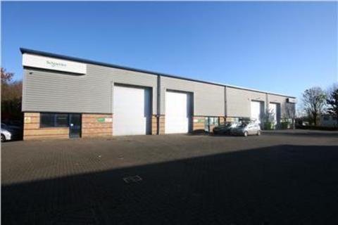 Warehouse to rent, 5-8 Handlemaker Rd Frome BA11 4RW
