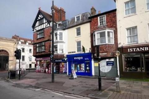 Pub for sale, 36 Blue Boar Row Salisbury SP1 1DA