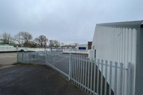 Retail property (high street) to rent, 110-112 Southampton Rd Salisbury SP1 2LE