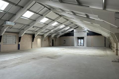 Retail property (high street) to rent, 110-112 Southampton Rd Salisbury SP1 2LE
