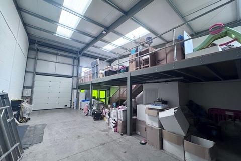 Warehouse to rent, Rhodes Moorhouse Way Salisbury SP4 6RT